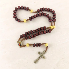 TERÇO COM FOLHETO - SANTA CHAGAS - TC0010 - comprar online