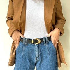 Cinto grosso fivela dourada na internet