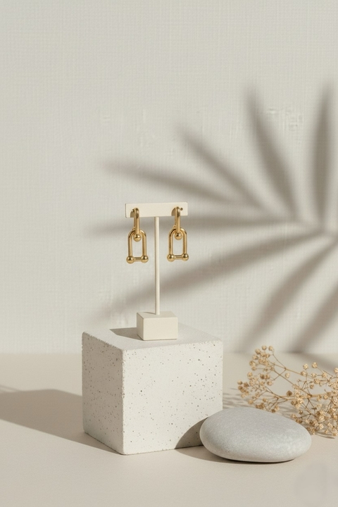 Brinco argolinha inspiração alta grife - comprar online