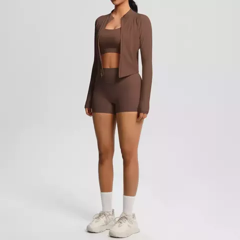 Conjunto Bellara SkinFit 3 Peças – Top, Short e Jaqueta