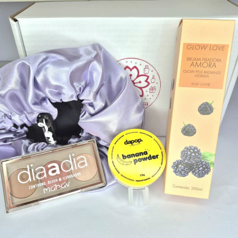 Meu toque Especial (04 itens): Bruma Fixadora Facial + Touca de Cetim + Estojo de maquiagem + Pó solto de banana ( Escolha a cor da touca e a Bruma)
