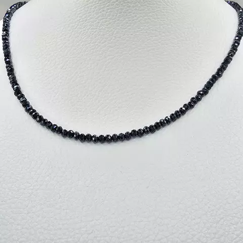 COLLAR MINI CRISTALITOS FACETADOS NEGROS