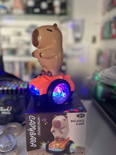 CAPIBARA CON SONIDO/LUZ Y MOVIMIENTO