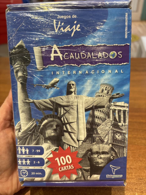 Juego de cartas Acaudalados Internacional
