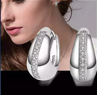 Brinco Argola em Prata 925 Bella