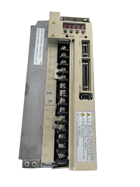 Servo drive Servopack Yaskawa 11.9a 380v Sgdh-30de 3kw