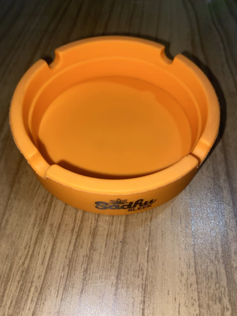 Cinzeiro Silicone Sadhu