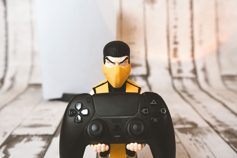 Scopion - Mortal Kombat - Soporte para mando (Joystick, celular o tablet)