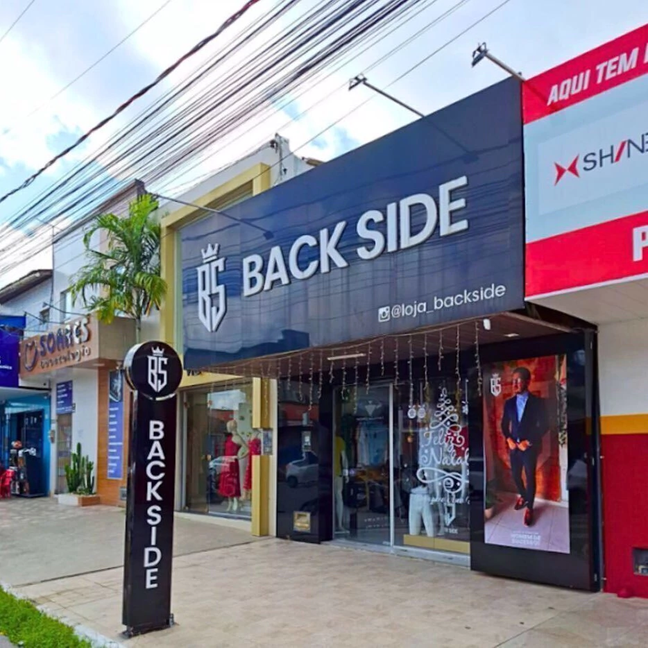 Fachada Back Side