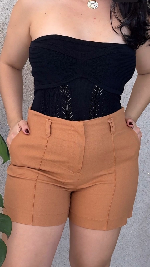SHORTS LINHO CAMEL