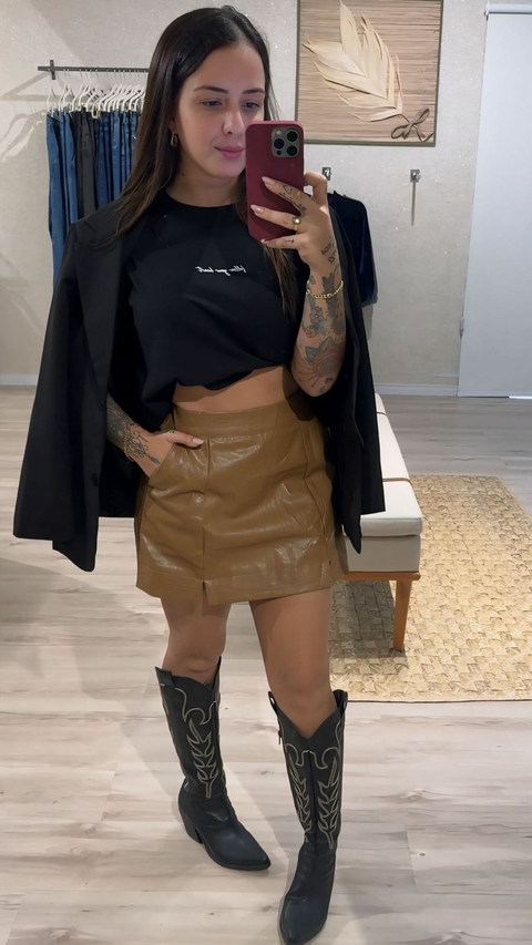 SHORT SAIA COURO