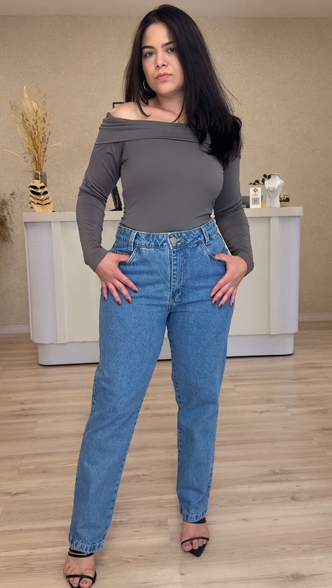 CALÇA JEANS MOM YASMIN