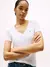 Camiseta favorita con cuello en V en internet
