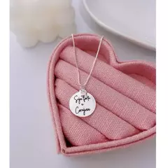 COLAR SEJA FORTE E CORAJOSA na internet