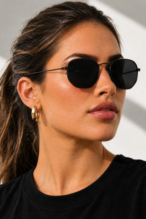 Óculos de Sol Capri Hexagonal Preto - Feminino