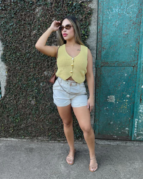 Colete tricô botões glam
