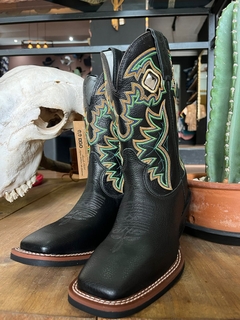 Bota DGO Preto/Preto 1421702727G2P