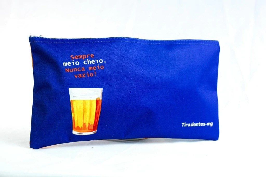 Bolsinha Óprocê - Sempre Meio Cheio