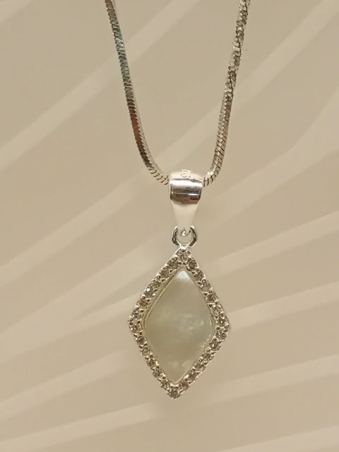 CONJUNTO DIAMANTE DE NÁCAR
