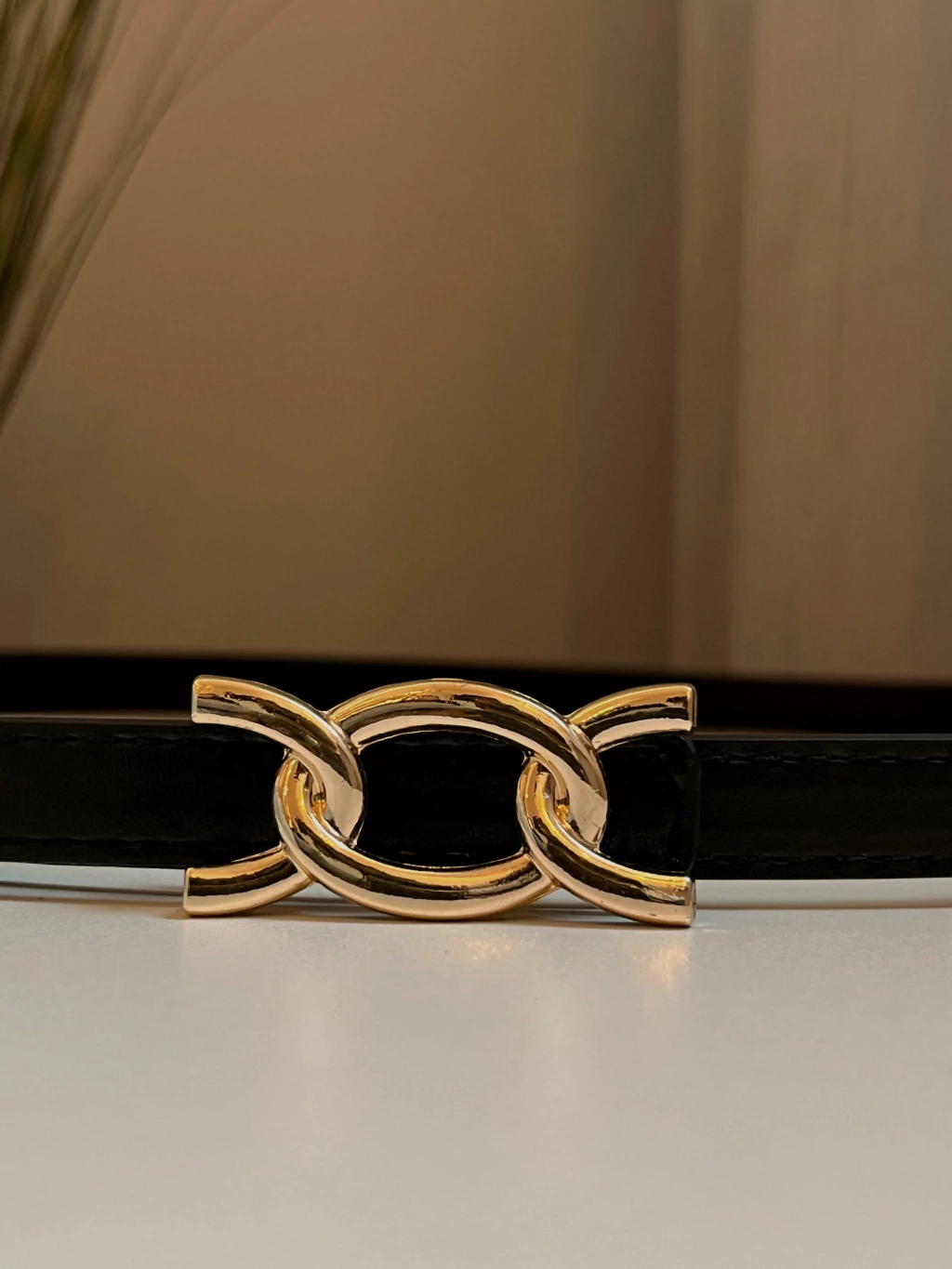 Cinto Fino Fivela Dourada