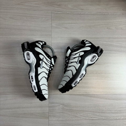 TÊNIS NK AIR MAX TN - OREO