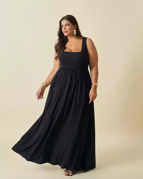 Vestido Longo Plus Size Preto Ella Plus com Decote Quadrado - comprar online
