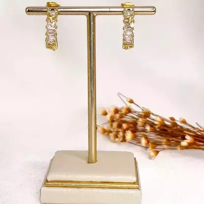Argolas Douradas com Zircônia Brilhante