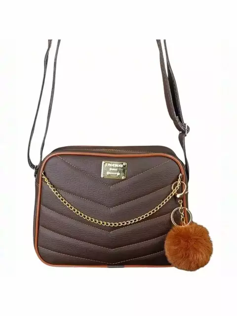 Bolsa Feminina Elegante Alça Transversal Pequena c Corrente + Chaveiro Pompom