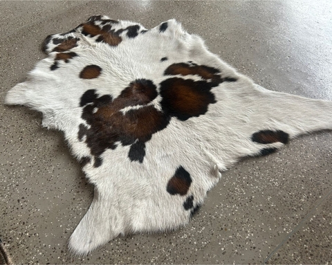 Pele de Bezerro 100 cm x 96 cm