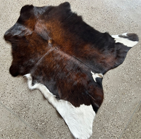Pele de Bezerro 87 cm x 84 cm