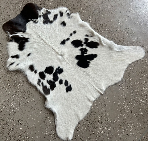 Pele de Bezerro 85 cm x 77 cm