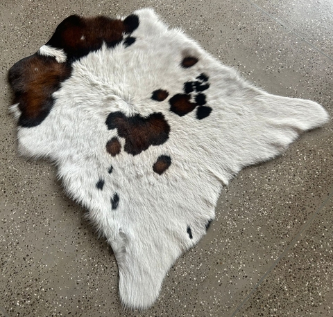 Pele de Bezerro 90 cm x 87 cm