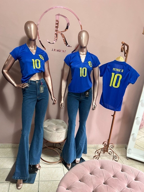 Tshirts gola v Brasil com escrita número 10