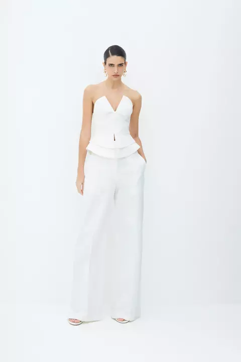 CROPPED TOMARA QUE CAIA ESTRUTURADO RECORTE BUSTO E BARRA