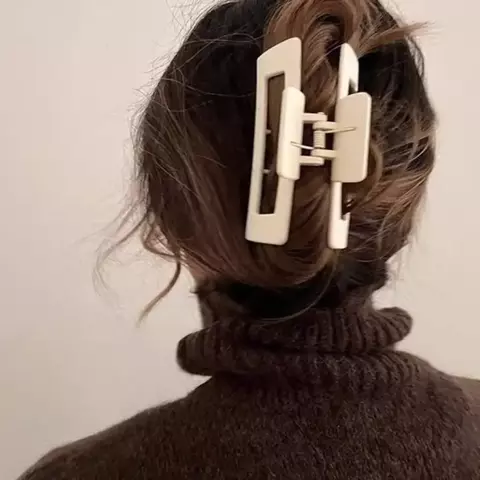 Prendedores quadrados para cabelo (piranha)