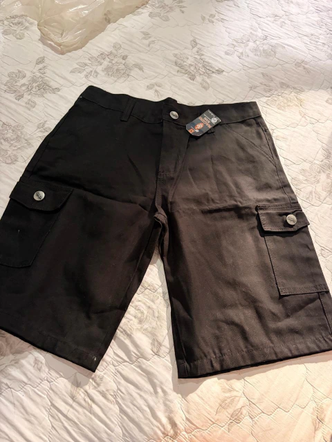 Bermuda Cargo Preta