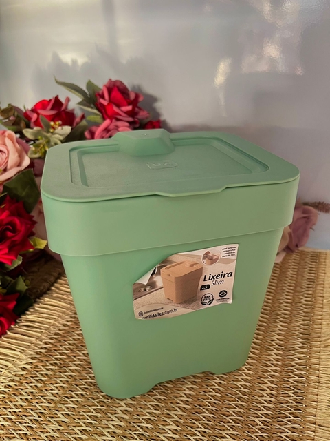 LIXEIRA DE PIA 2,5L VERDE MENTA