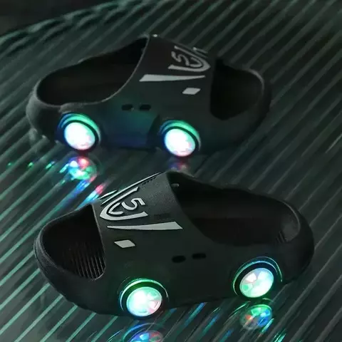 Lumi Baby; Chinelos luminosos das crianças forma do carro meninos meninas moda sapatos bon