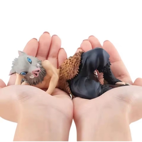 Demon Slayer Hashibira Inosuke Anime Deitado