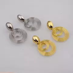 Brinco grande redondo ouro e prata - Joie d’Or