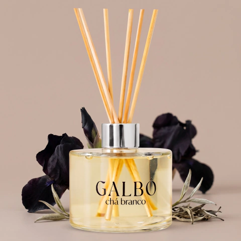Difusor de ambiente com varetas Chá Branco 240ml Galbô