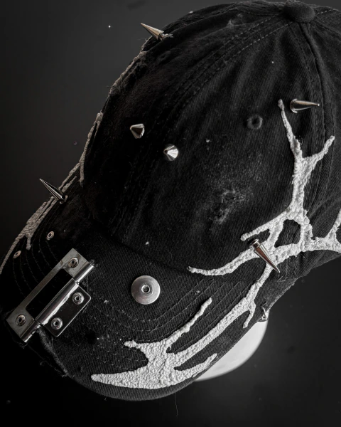 Misfit Crowns 005