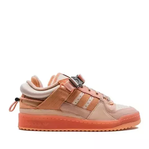 Forum Buckle Low x Bad Bunny Easter Egg - comprar en línea