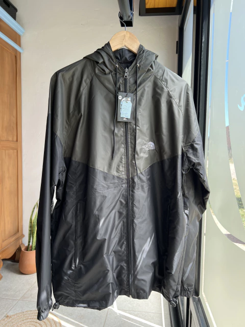 Campera Rompeviento The North Face reversible talle “3XL”