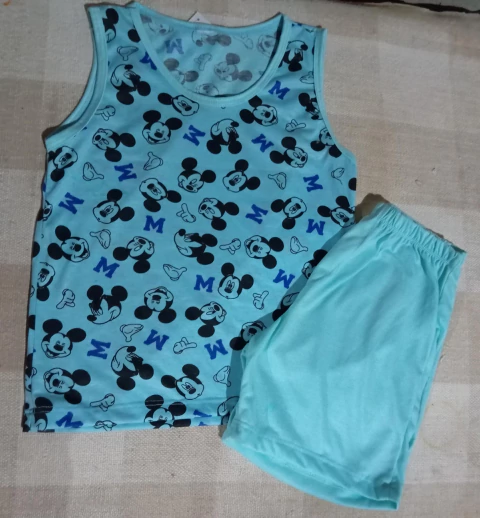 Pijama infantil tamanho M