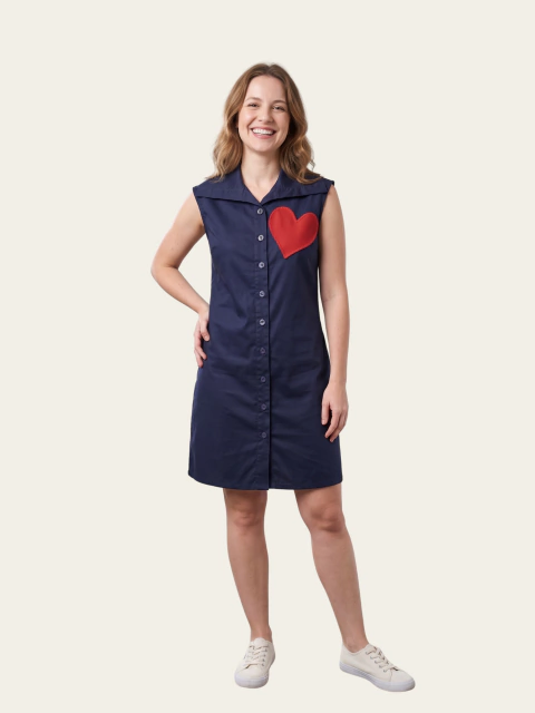 Vestido Amor Maior Chemise Azul Marinho Com Maxi Coração Vermelho Em Upcycling - Especial Dia Das Mães