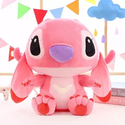 Stitch Apaixonado 20cm – Presente Perfeito