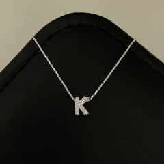 Colar Letra K (Pingente Mini) - comprar online