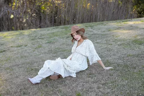 Imagen del carrusel Camellia Webstore