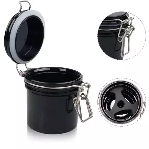Pote hermetico preto